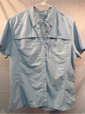 L.L. Bean Women's Tropicwear Short sleeve Button Up Shirt XL Reg Zip Pocket Vent